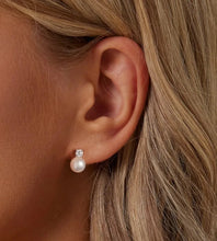 Load image into Gallery viewer, Pearl Stud Earrings
