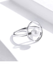 Load image into Gallery viewer, Round Pearl Ring
